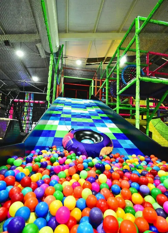 Alberca de pelotas